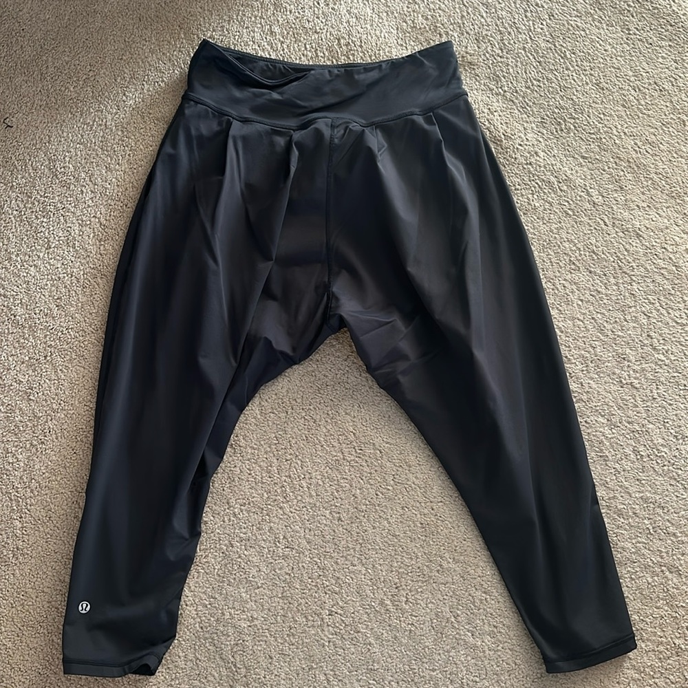 Lululemon Happy Hatha harem pants